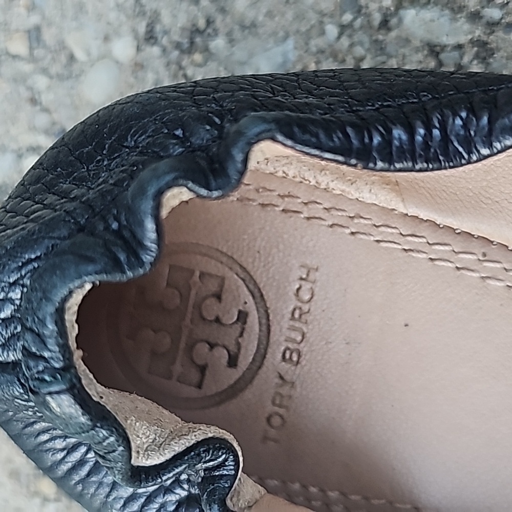 Tory Burch Melinda Ballet Flats Black Leather with Gold Logo Size 7 M - Picture 7 of 8